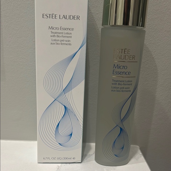 Estée Lauder Micro Essence Treatment Lotion - Picture 1 of 2